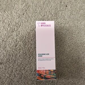 Good Molecules Hyaluronic Acid Serum - Pink